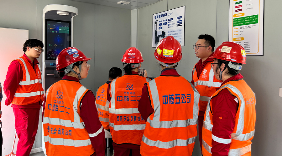 1761101229324859.jpg 2.jpg